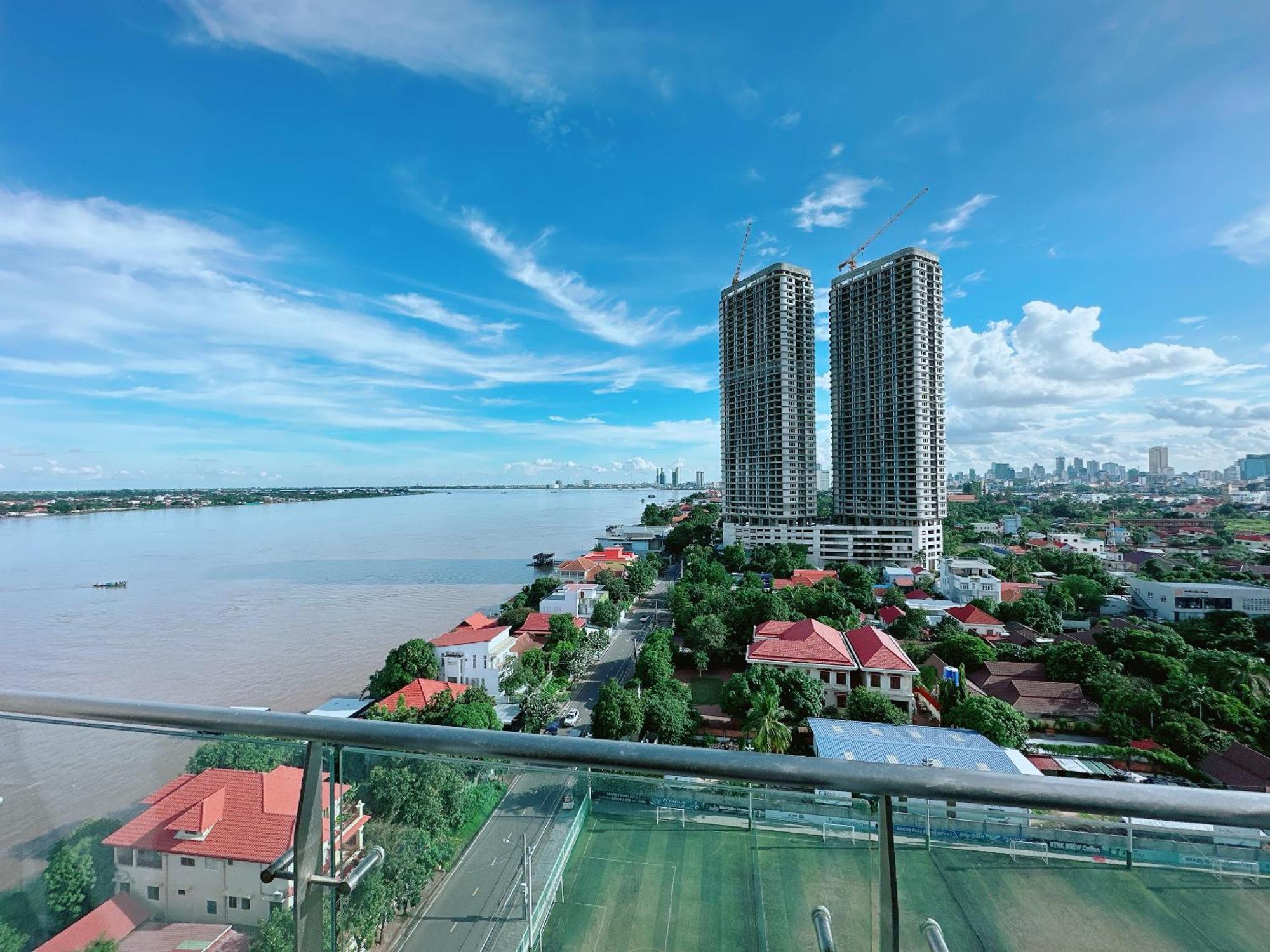 Infinity 28 Hotel And Residence Phnom Penh Eksteriør bilde