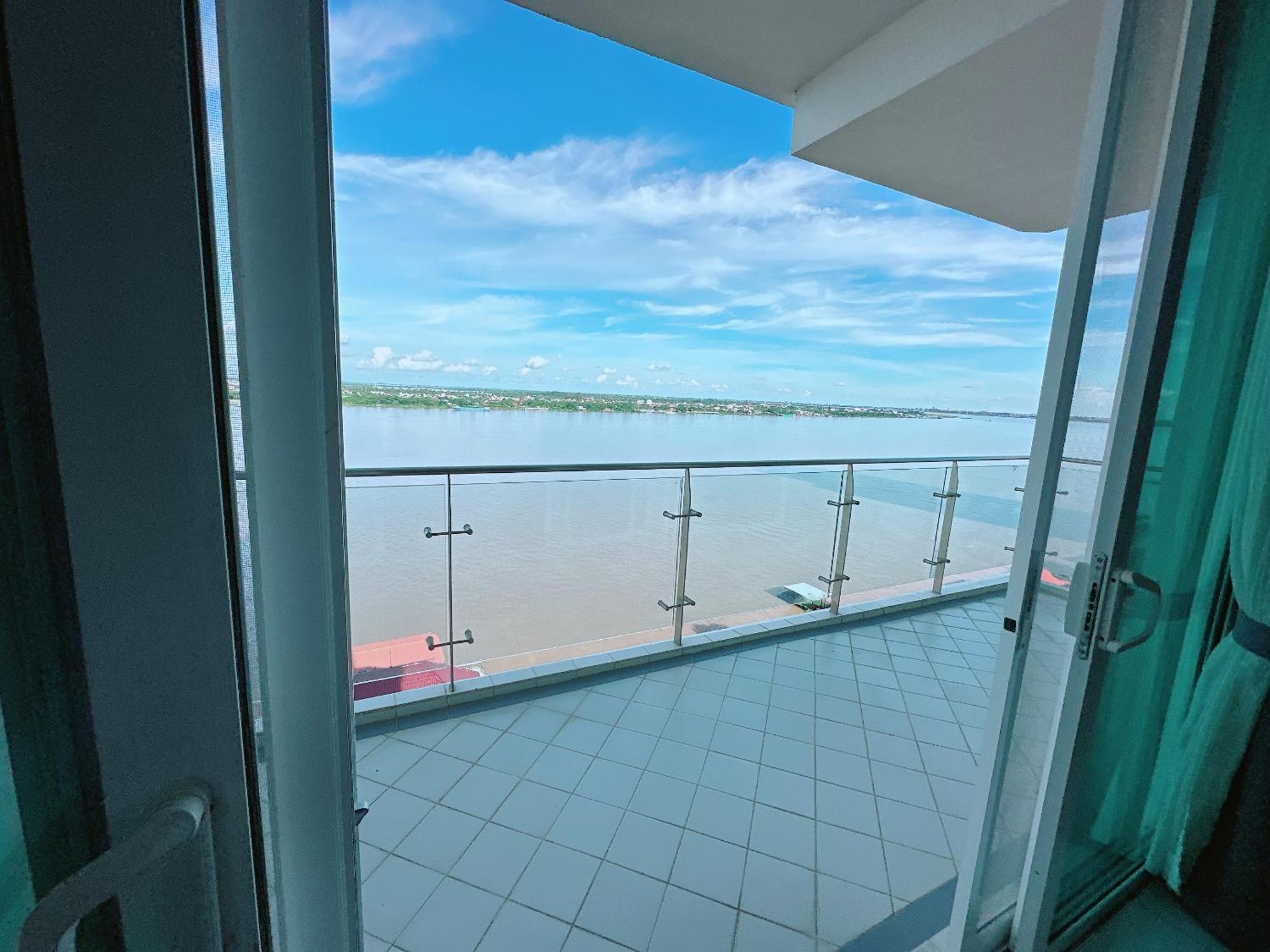 Infinity 28 Hotel And Residence Phnom Penh Eksteriør bilde
